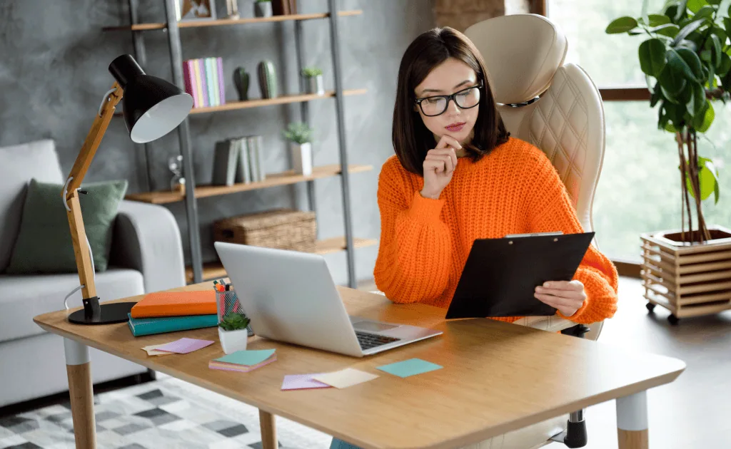 woman looking at her first home buyer scheme options